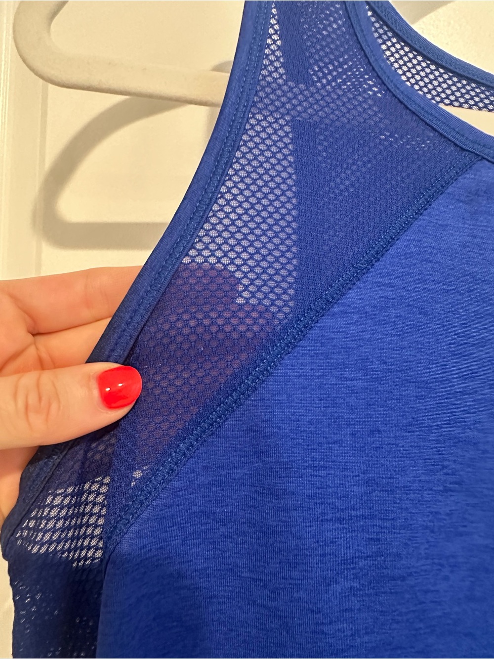 Reebok Women’s Royal Blue Athletic Tank Top - Picture 3 of 5